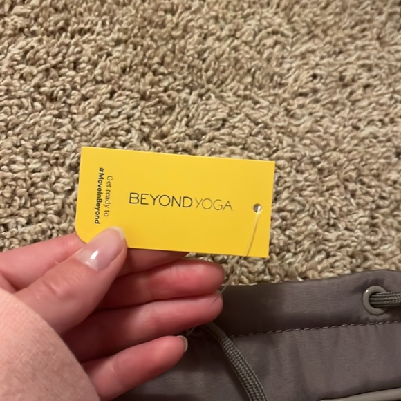 Beyond Yoga Convertible Gym Bag In Birch - Picture 5 of 13